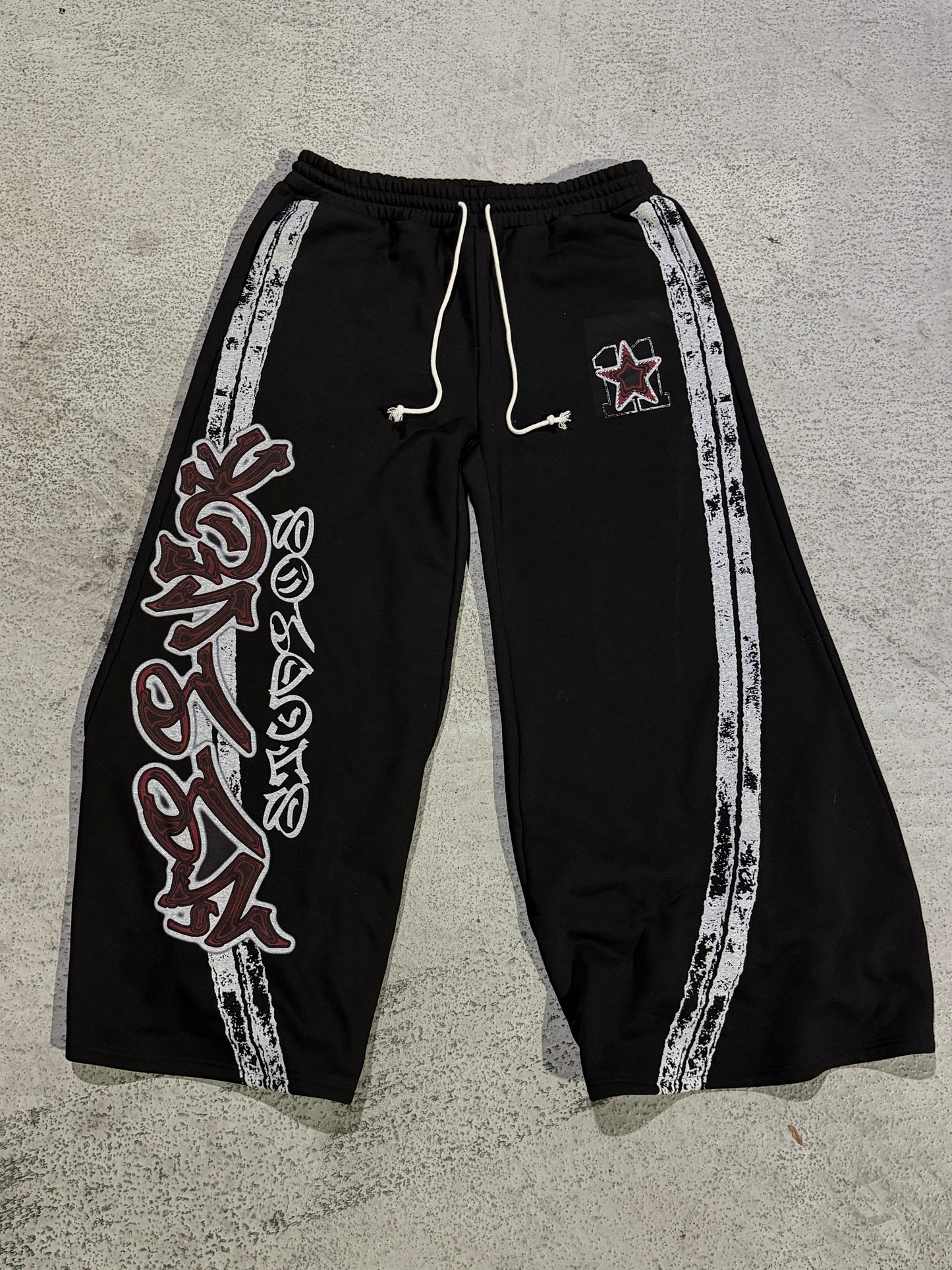Grafitti Star Sweats